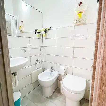 Bed & Breakfast Flowers Siniscola