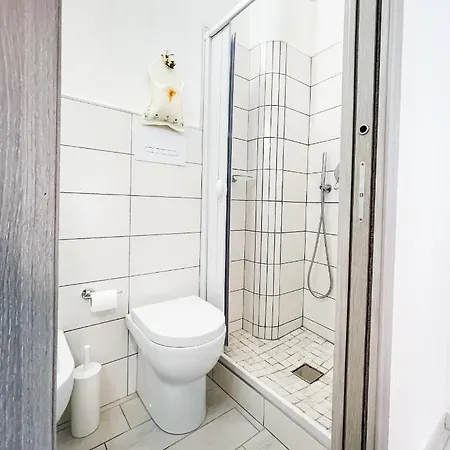 Bed & Breakfast Flowers 3*