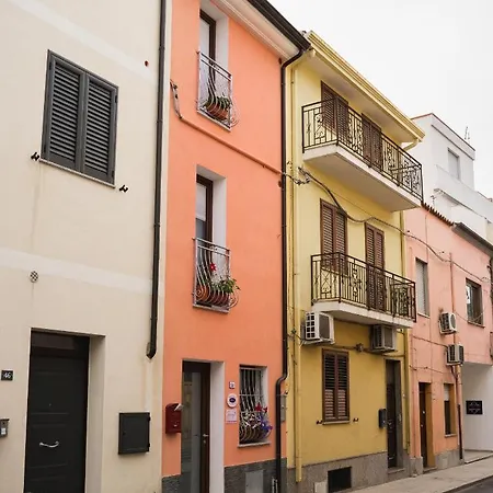 Alojamento de Acomodação e Pequeno-almoço Flowers 3*