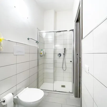 Alojamento de Acomodação e Pequeno-almoço Flowers Siniscola